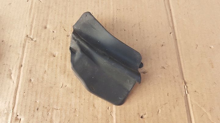 фото №1, Audi tt 8n0 гумова накладка захист двері права 8n0837712b