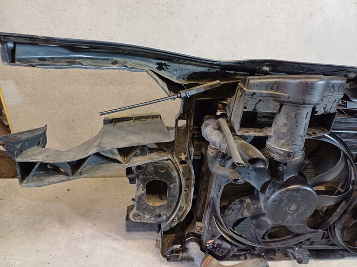 фото №8, Pas переднє vw golf 5 plus 2.0 fsi -1.6 fsi nr. 5m0805594 kolmpletny