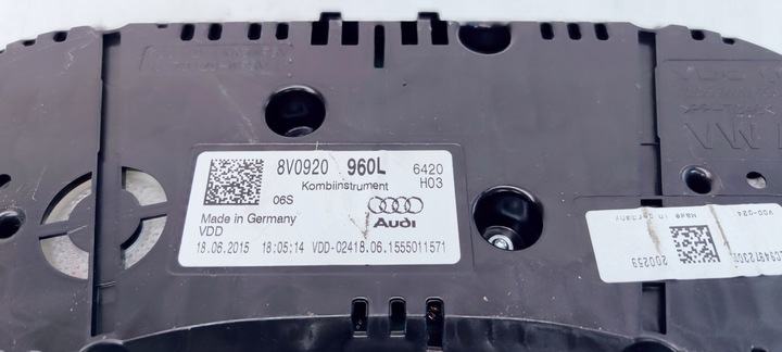 фото №8, Спидометр приборы audi a3 8v 2.0 tdi 8v0920960l