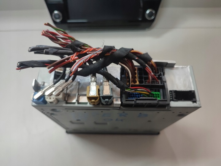 фото №6, Считыватель sd навигация мультимедиа дисплей 3v0035020b skoda superb iii