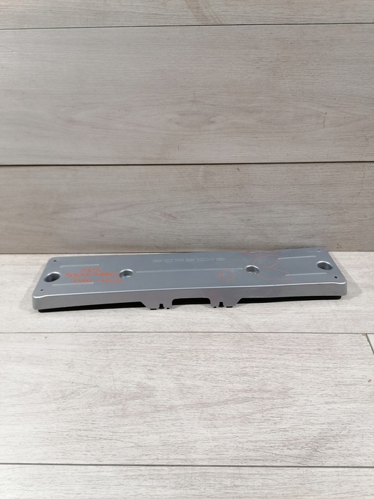 фото №7, Taycan turbo s рамка номерной знак 9j1807287f