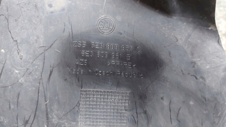 фото №14, Підкрилок лівий перед skoda octavia iv 20-