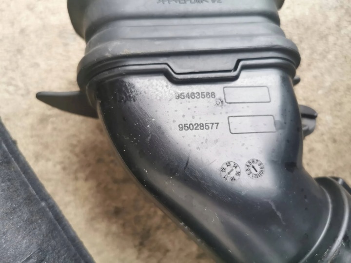 фото №7, Chevrolet aveo t300 корпус фільтра повітря + повітропровід 95911121 95463566 1.6b