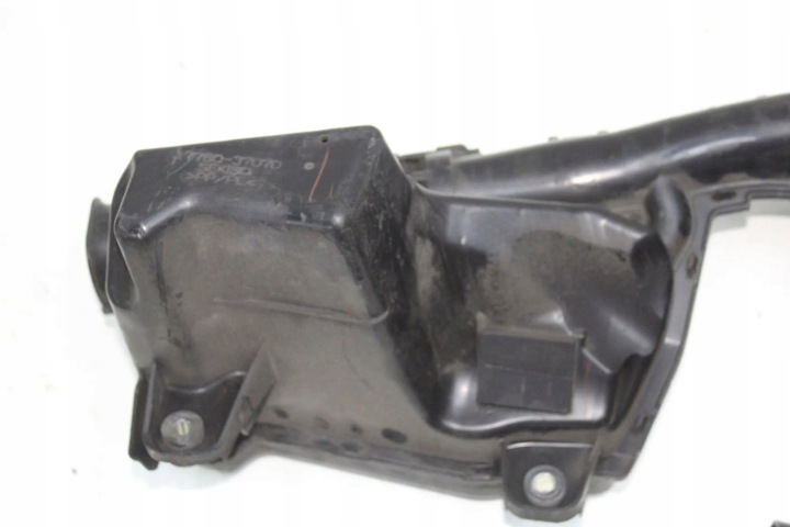 фото №9, Корпус фільтра повітря toyota prius plus _w4_ 1775037070 1.8l гібрид