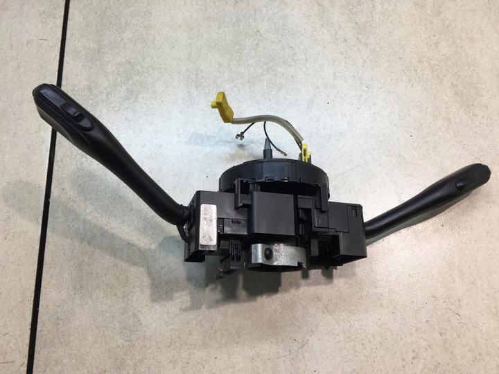 фото №6, Переключатель комбинированный skoda octavia i 8l0953513g