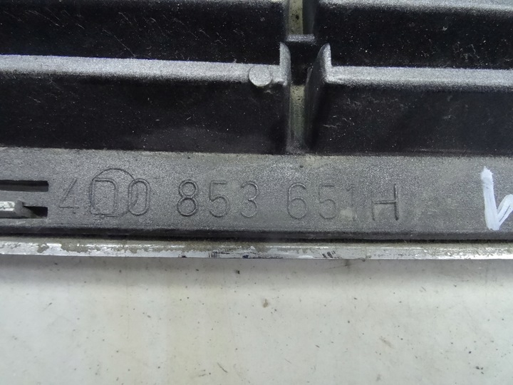 фото №11, Audi s8 d2 94-99 решётка радиатора решётка капота 4d0853651h доставка
