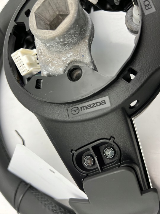 фото №6, Mazda mx-30 руль кожаный мультифункция лепестки демонтаж 2020-