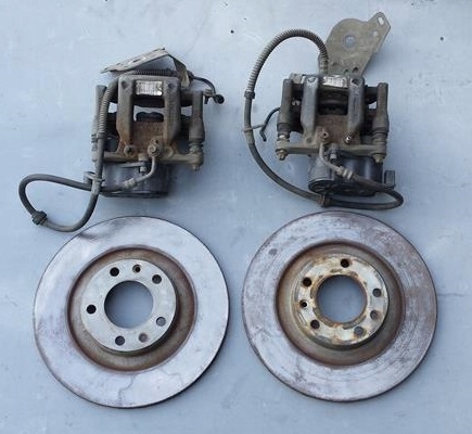 фото №1, Зажимы диски тормозные зад peugeot citroen 9819060880 9819060980
