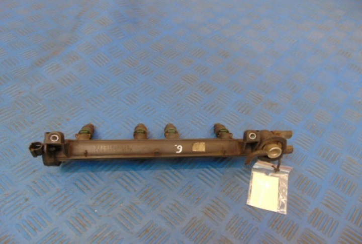 фото №6, Audi a3 8l 1.6 8v паливна рейка  06a133317a