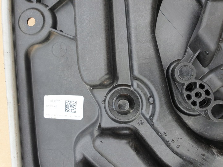 фото №14, Замок дверь левый задний тросы тяга volvo xc40 оригинальный номер