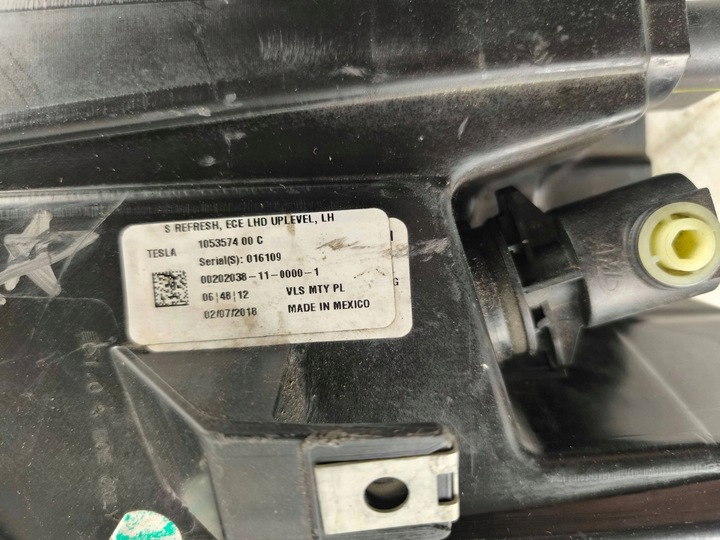 фото №11, Tesla модель s рестайлінг 2016-2021 ліва лампа повний led - європа