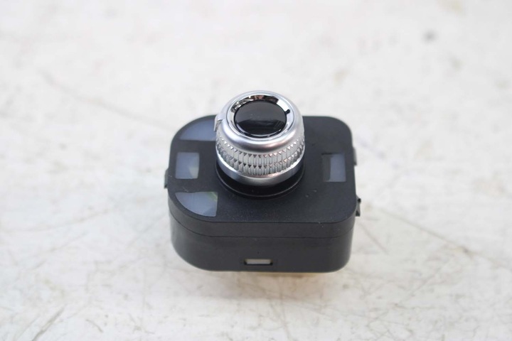 фото №10, Audi a4 a5 q5 ручка регулировка зеркал 8k0959565e 8k0959855f 8k0 959 565 e