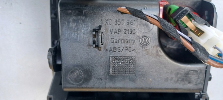 фото №8, Vw golf v пепельница бардачок перед 1k0857961