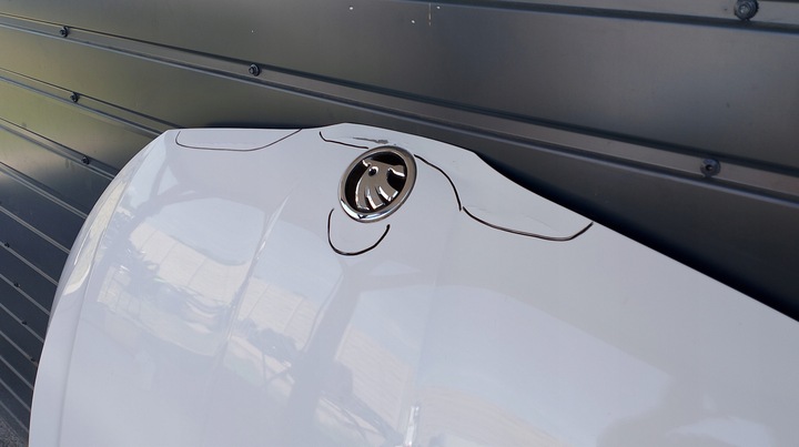 фото №7, Skoda octavia iv 4 капот крышка двигателя белая