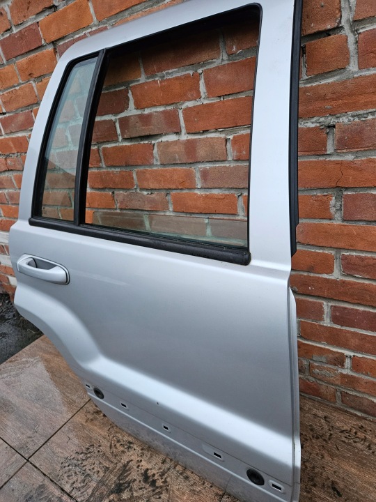 фото №8, Jeep grand cherokee wj 99-04r дверь правая зад