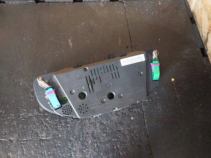 фото №10, Спидометр / спидометр skoda superb b5 3u 1.9tdi 3u0920810a