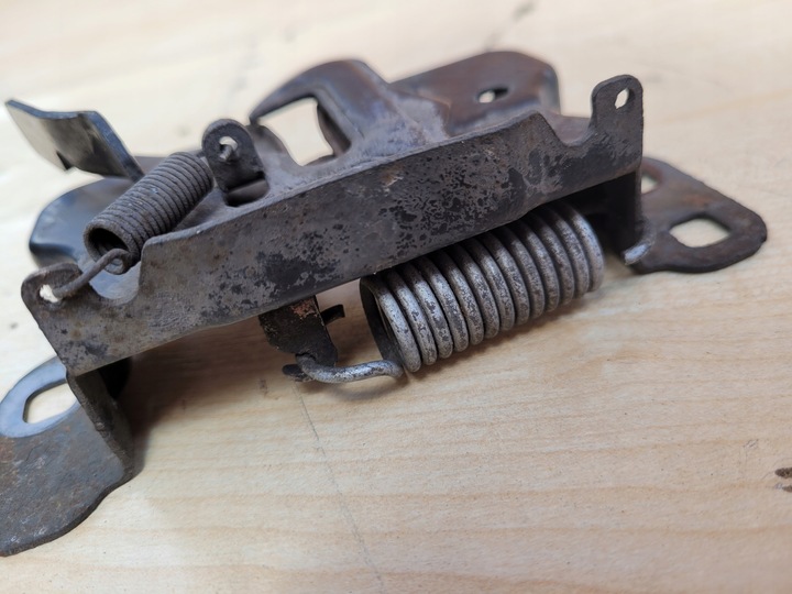 фото №8, Jeep cherokee kk 07-12 замок капота