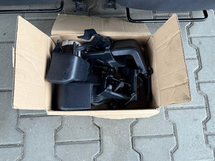 фото №12, Toyota rav 4 iv 12-18 сидіння диван ремені оббивка двері решітки