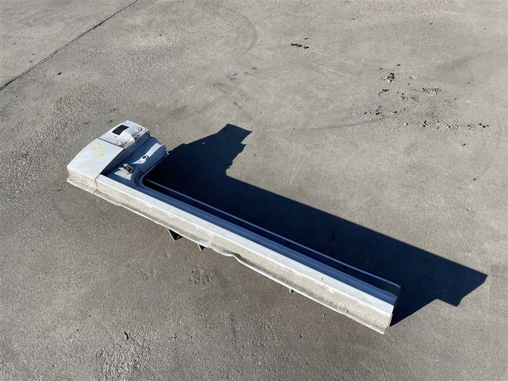 фото №1, Поріг обшивка двері правих зсувних renault master 3 iii 4 iv 10-23r