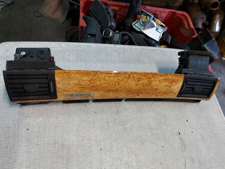 фото №1, Audi a8 d3 планка консолі ґрати повітропровід 4e1857186k