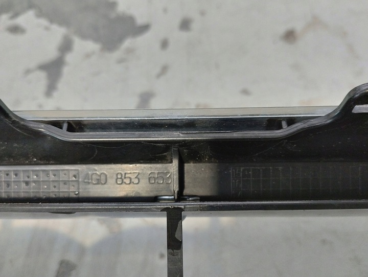 фото №5, Audi a6 c7 решётка радиатора решётка логотип рамка хром 4g0853653