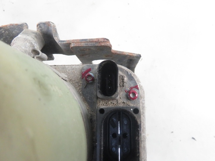 фото №10, Насос усилителя seat ibiza iii 6l 6q0423371