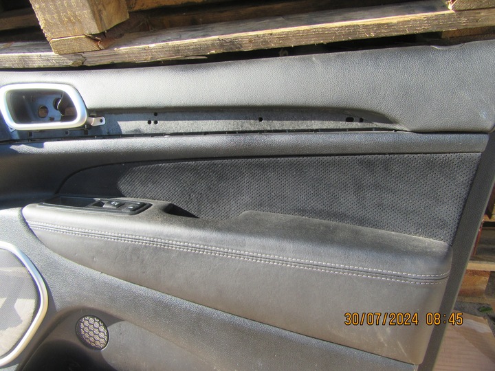 фото №2, Jeep grand cherokee wk2 боковина дверь перед правые