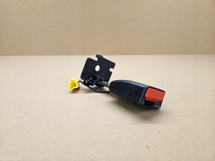 фото №1, Скоба ременя безпеки зад volvo xc40 c40 ex40 ec40