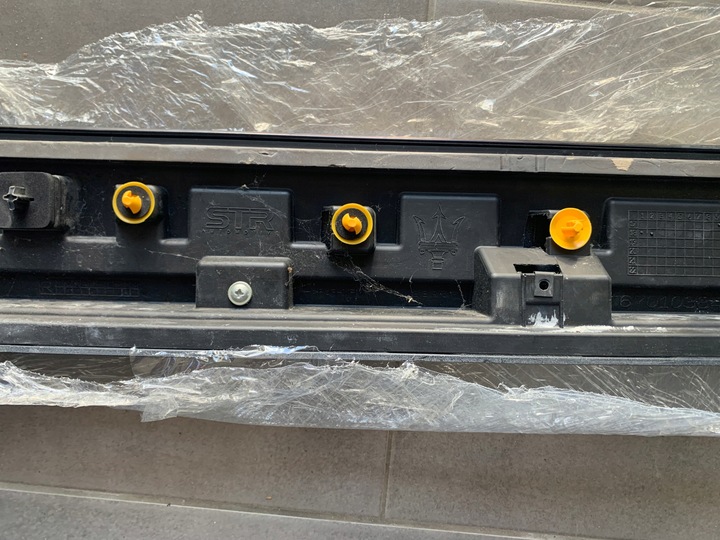 фото №10, Планки na двері карбон maserati levante trofeo 670118942 670118948 /45 /31