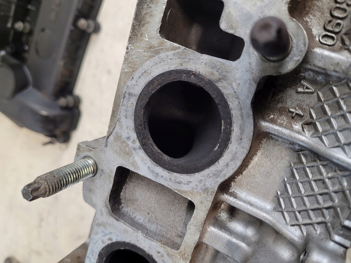 фото №13, Головка оригинальный номер 1s7g6090a4 + szklanki + крышка mazda 6 gg fl 07r. 2.0b 107kw