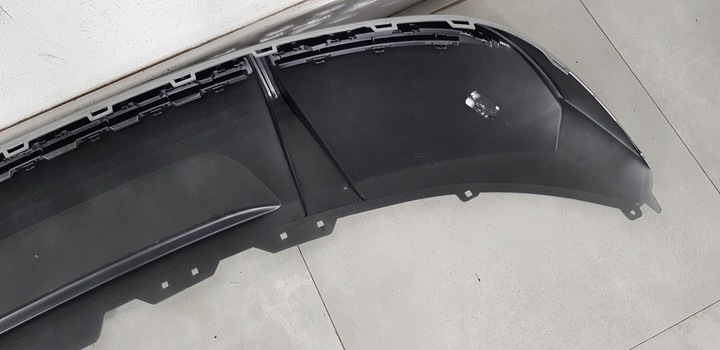 фото №13, Audi e-tron накладка спойлер бампера зад 4ke807835c