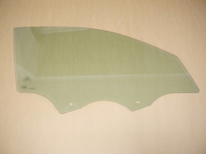 фото №1, Audi a1 82a стекло дверь перед 82g845202 2018r