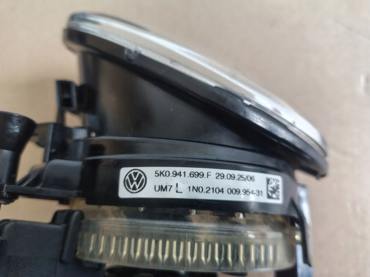 фото №4, Фара vw golf plus галоген левая 5k0941699f идеальное состояние