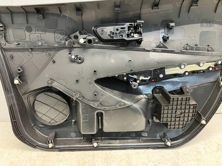 фото №11, Corolla e21 sedan боковина оббивка двері передніх лівий перед матеріал