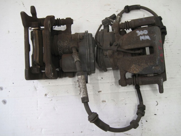 фото №1, Audi a6 c7 2.0 tdi зажимы тормозные зад 300mm