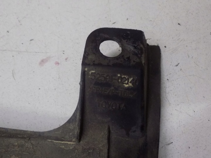 фото №7, Toyota auris i 06-09 захист підкрилок праве зад 52591-02140
