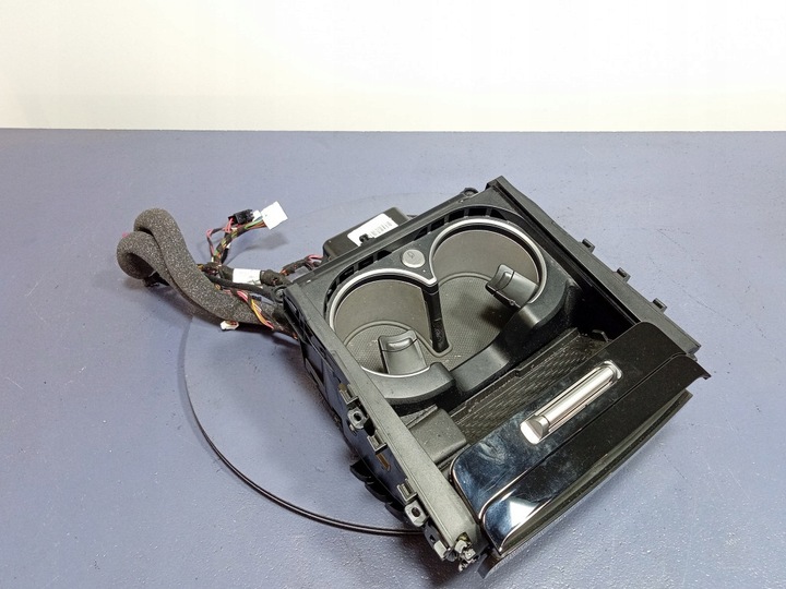 фото №5, Mercedes gle w167 держатель na напитки подстаканник a1678101804