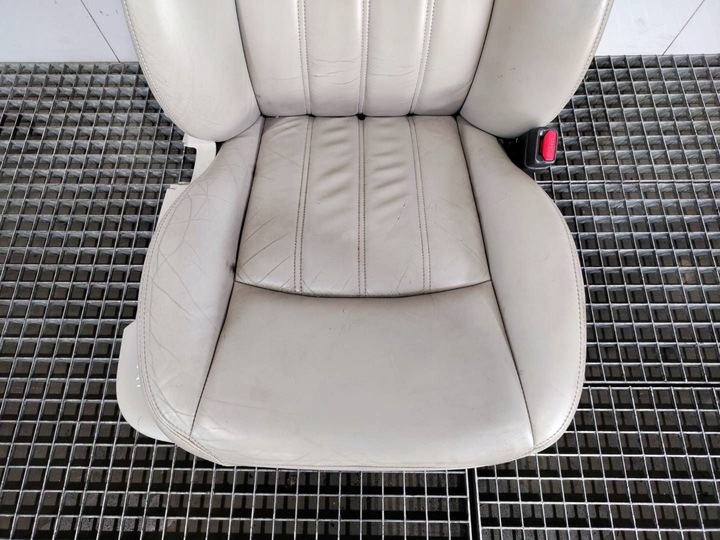 фото №8, Сиденье правый перед переднее пассажира chrysler 300c кожа