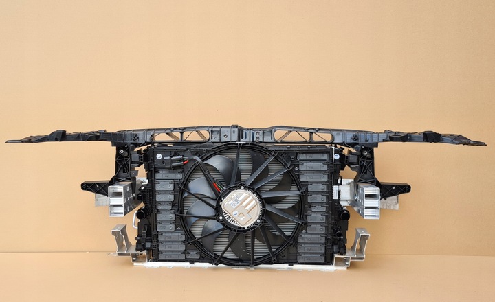 фото №1, Pas переднее радиатор mercedes a45 amg w177 45 amg