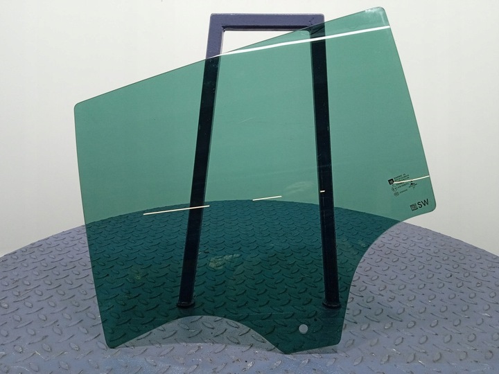 фото №1, Opel astra v k универсал стекло дверь зад левая задняя 20r