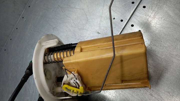 фото №6, Насос топлива peugeot 407 i 1.6hdi 05r 9647083480