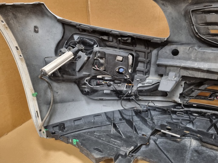 фото №11, Volvo s60 ii рестайлинг v60 i рестайлинг 13-17 бампер передний 4x pdc 707