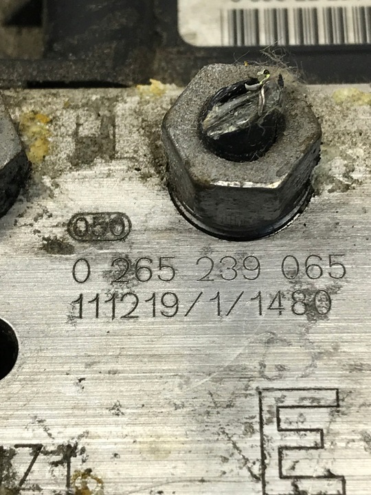 фото №8, Блок керування насос abs 0265239065 6r0614517an