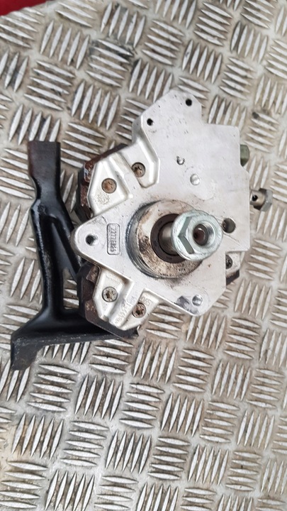 фото №9, Audi a8 d3 3.0 tdi насос впрыскивающий датчик 059130755e