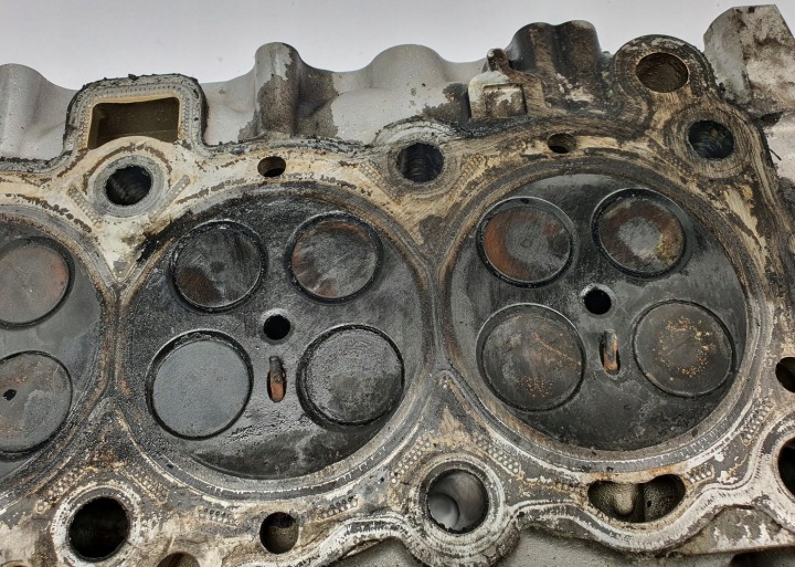 фото №10, Головка двигателя jaguar xe x760 2.0d g4d3-6090-ab