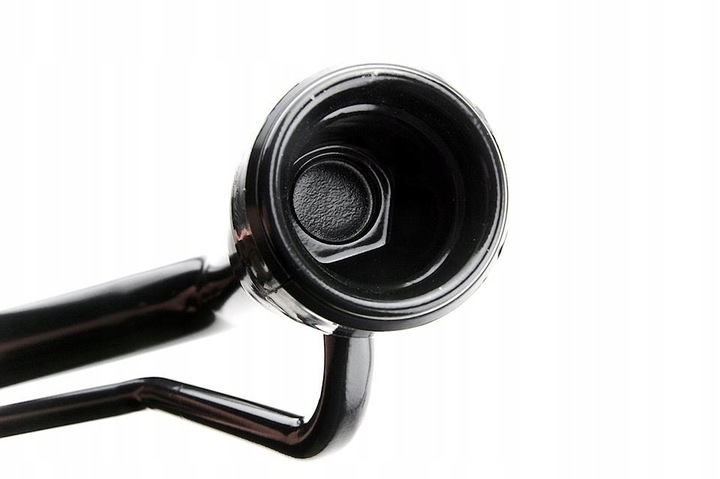 фото №4, Заливная горловина топлива toyota yaris 1.0,1.3,1.5 99-05