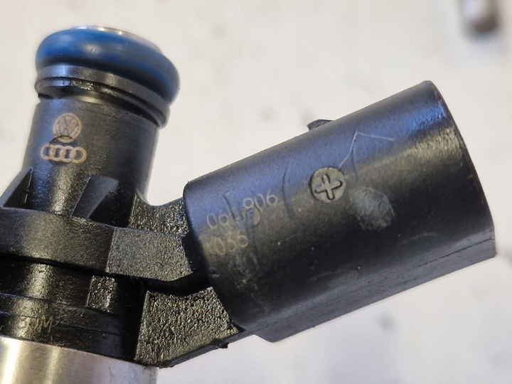 фото №5, Форсунка инжектор audi a4 b6 2.0 fsi 150km awa