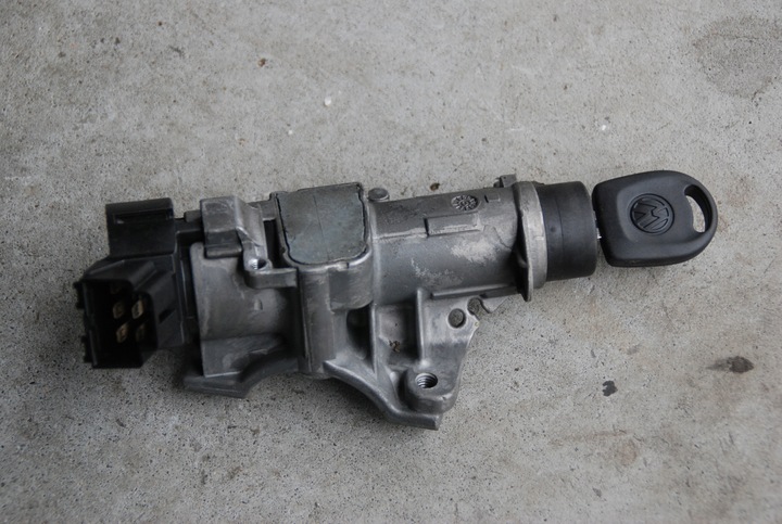 фото №1, Volkswagen audi seat skoda замок зажигания з ключом 6r0905851d