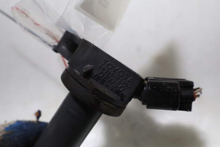 фото №4, Котушка запалювання toyota yaris iii рестайлінг 1.5