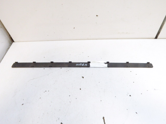 фото №3, Seat altea 09- защита заглушка планка 5p0853984